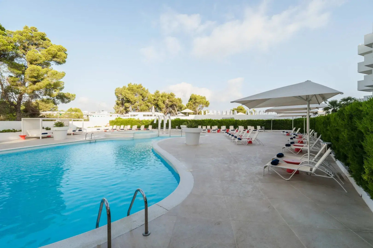Отель THB Naeco Ibiza - Adults Only