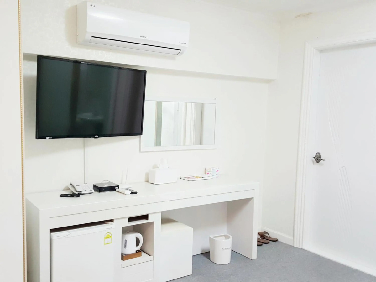 Hotel Parkwood Incheon Airport