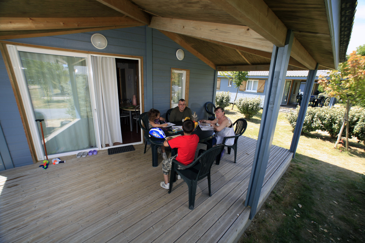 Terres de France - Hameaux des Marines