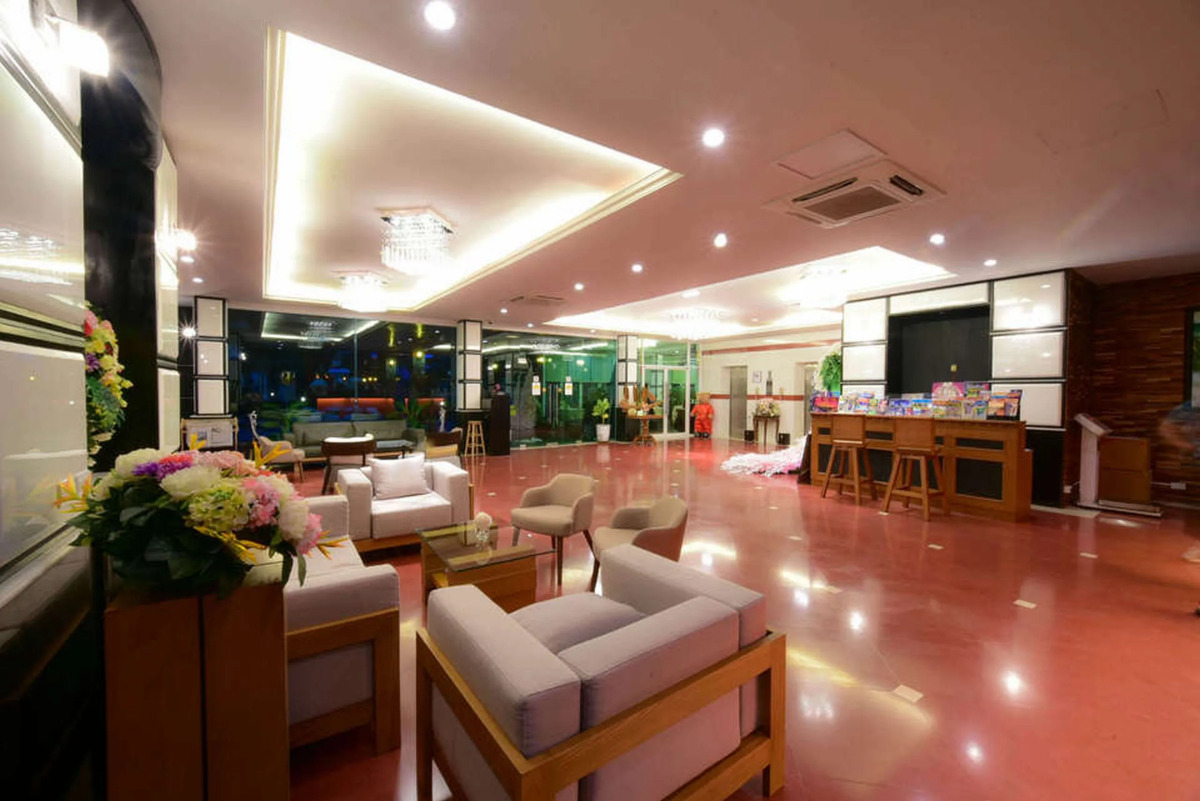 R-Mar Resort and Spa