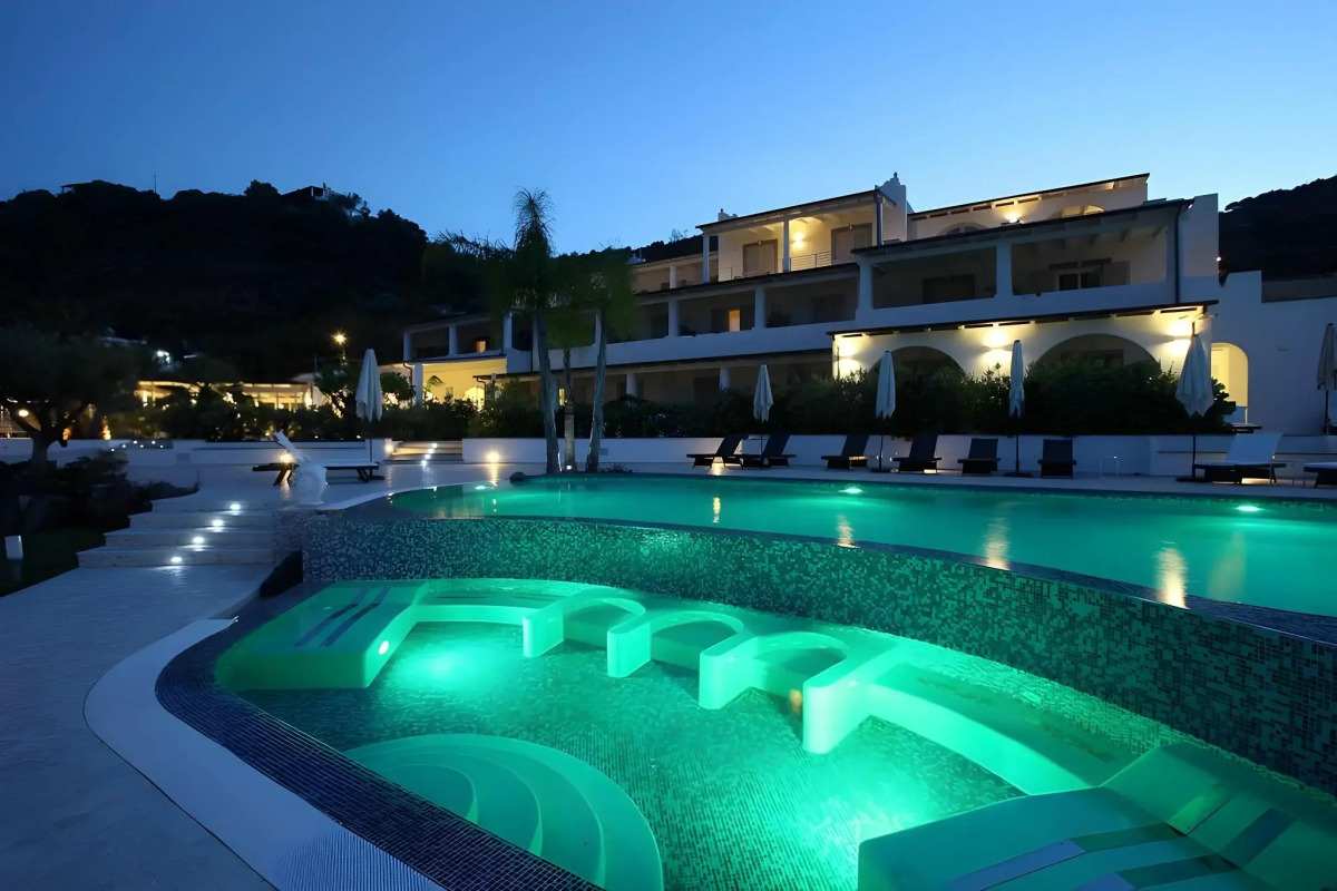 Hotel Mea - Aeolian Charme