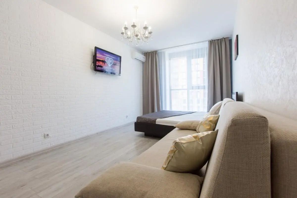 Сутки Уфа на улице Рудольфа Нуреева 1