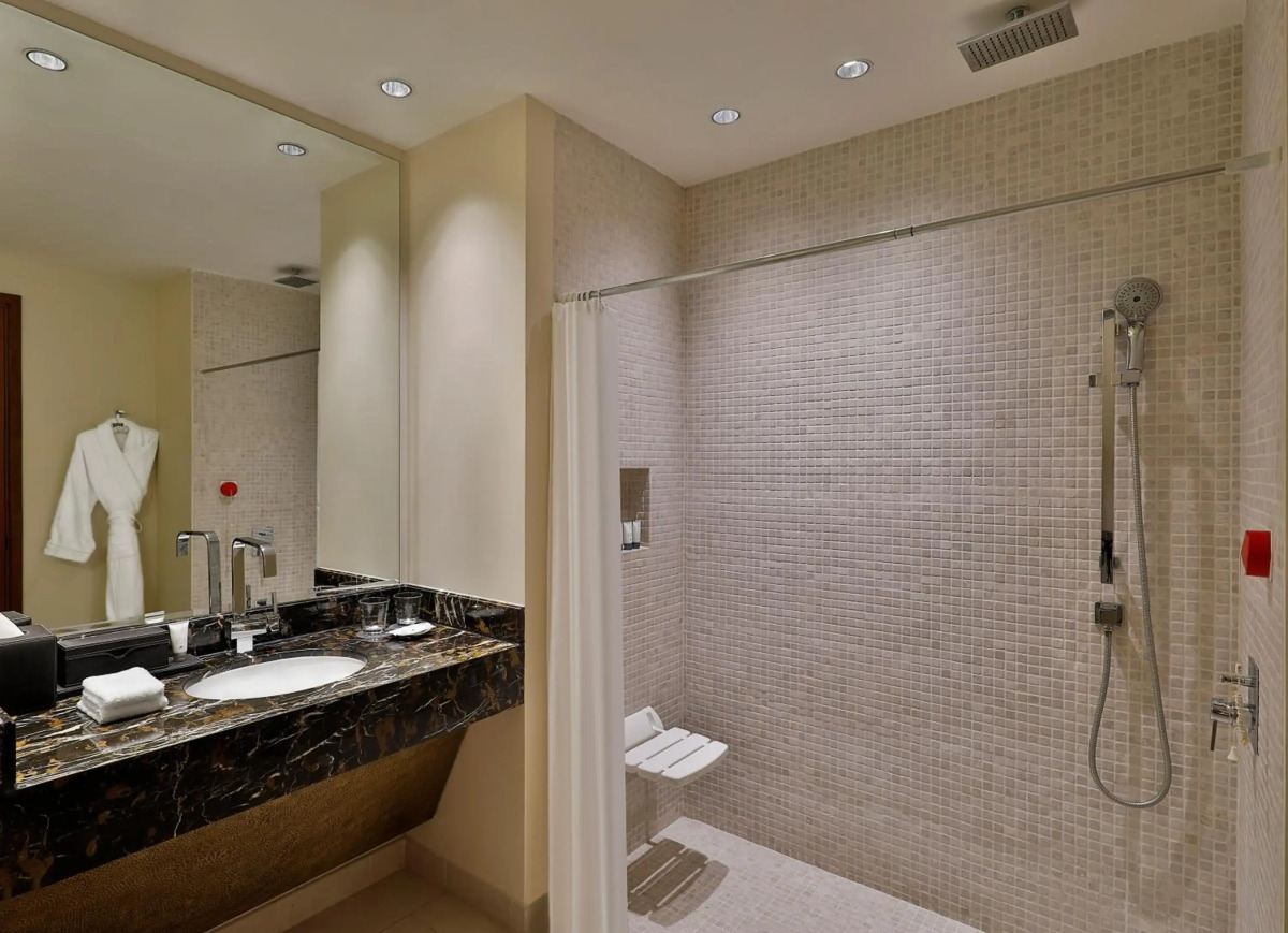 VOGO Abu Dhabi Golf Resort & Spa