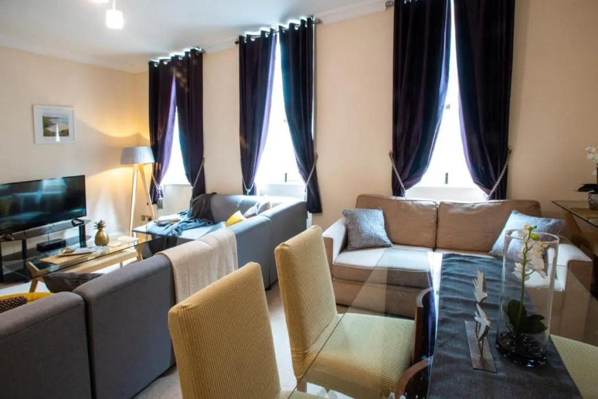 Park Lane Apartments - Clarges St