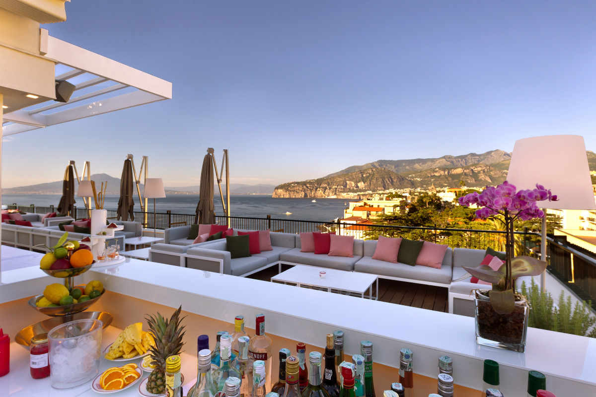 Отель Continental