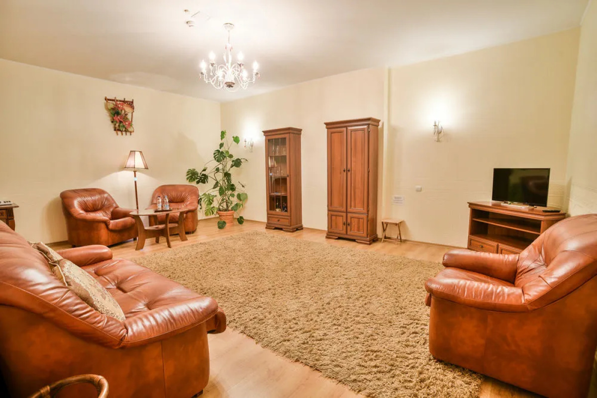 Good Stay Dinaburg Hotel