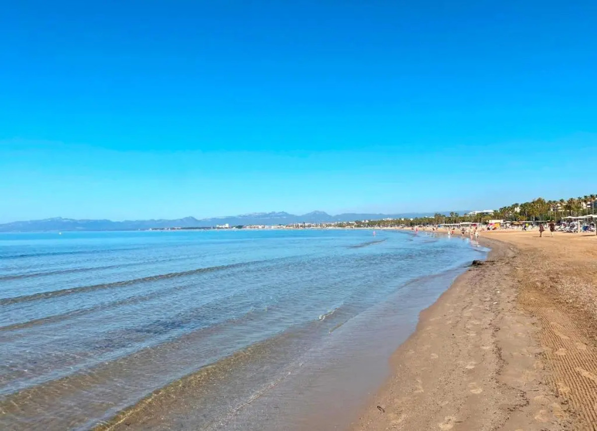 Apartamento Córcega Ref. 1065  by Iberplaya