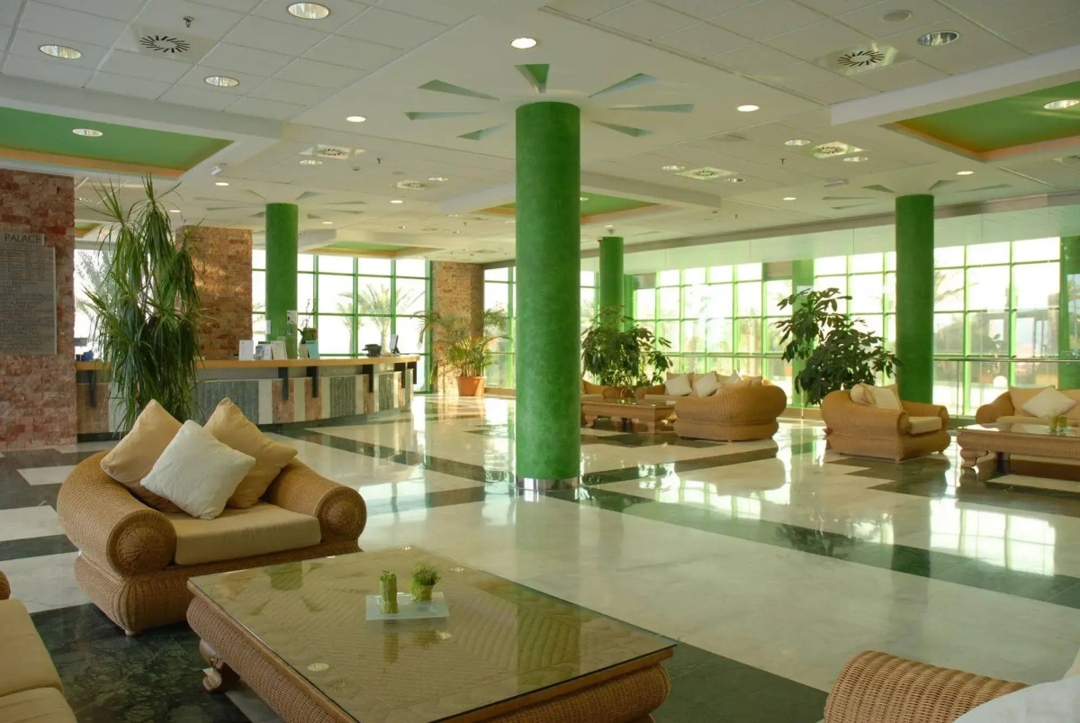 Holiday World RIWO - Teens Hotel