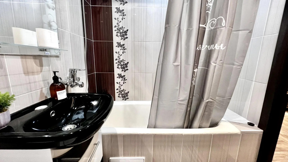 Апартаменты на проспекте Строителей 2