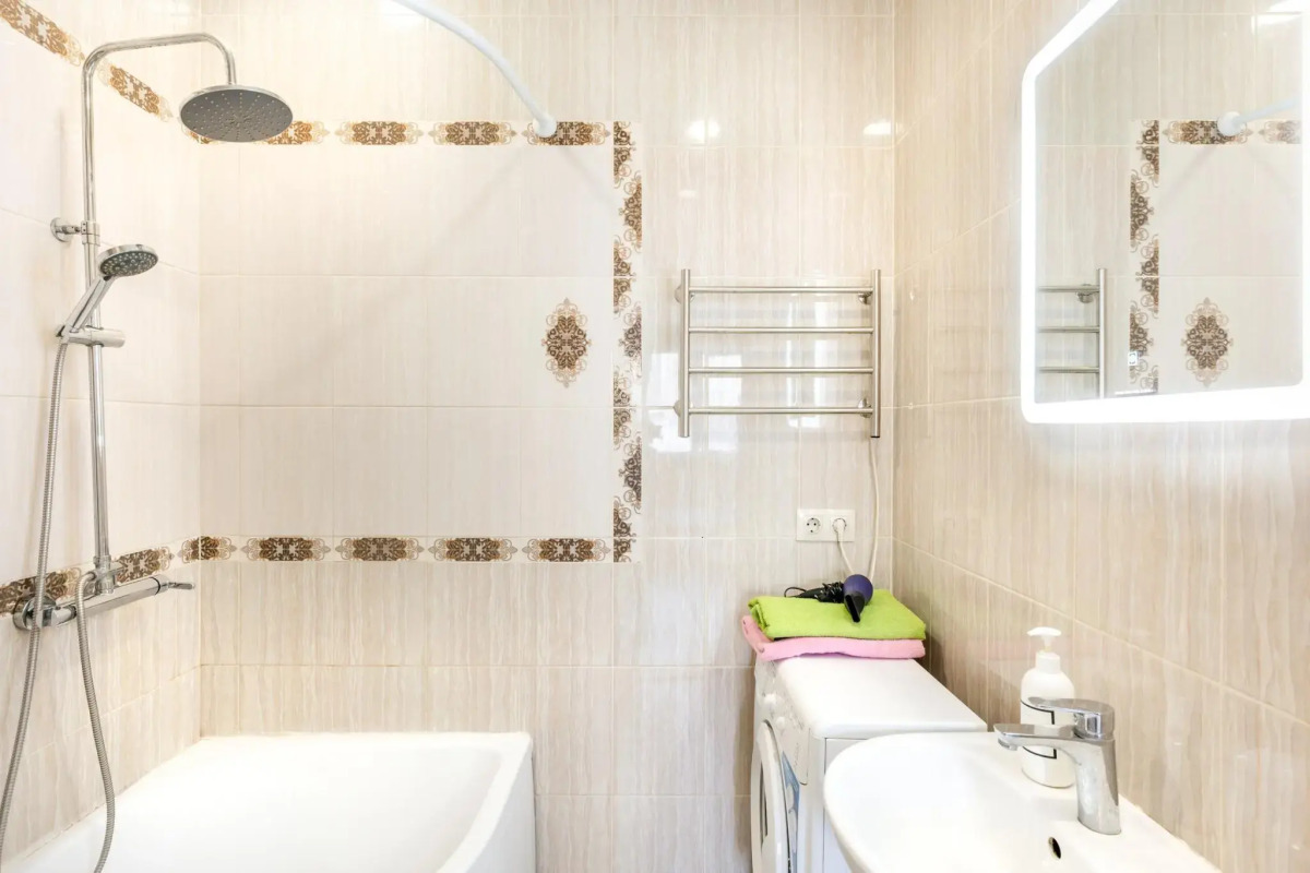 Гости любят на улице Анны Ахматовой