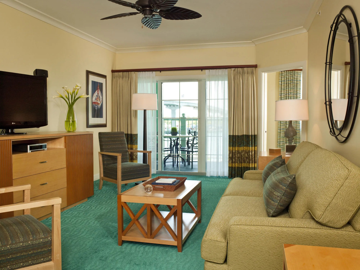 Harborside Resort & Vacation Rentals at Atlantis