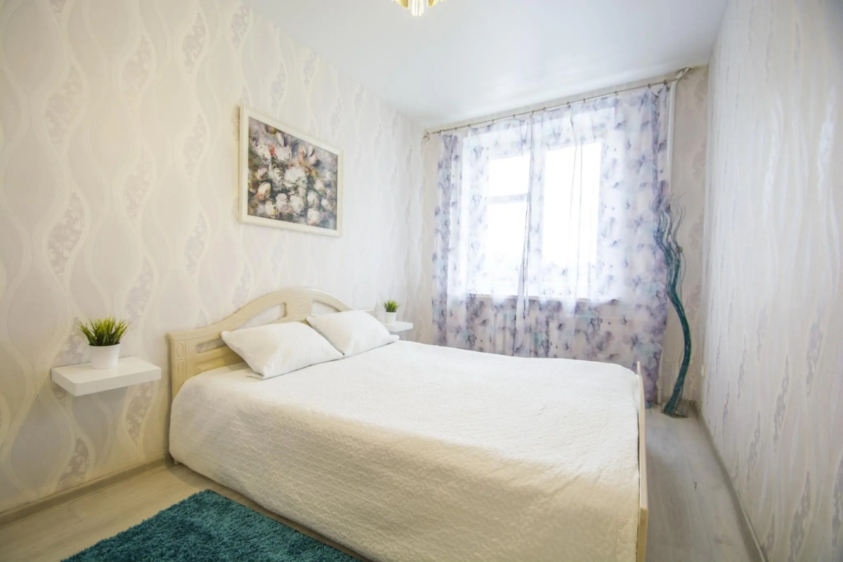 Апартон на проспекте Независимости 52