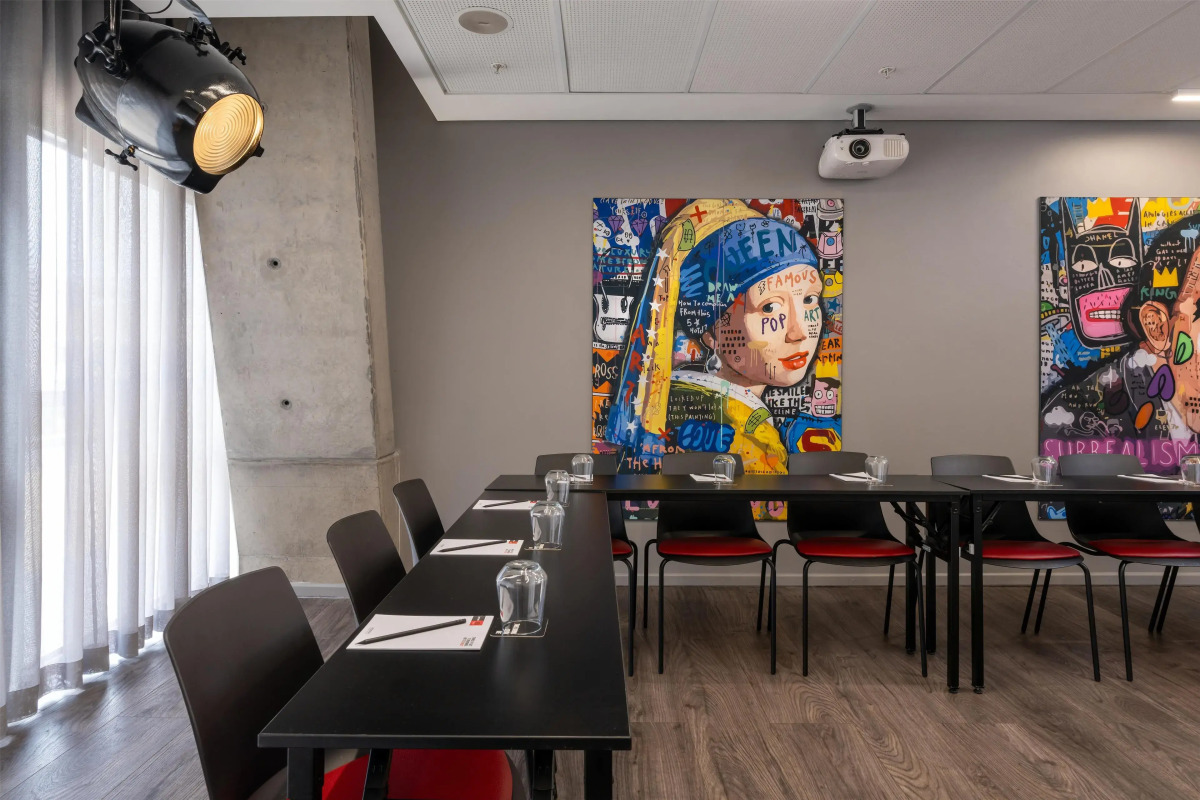 Radisson RED V&A Waterfront, Cape Town