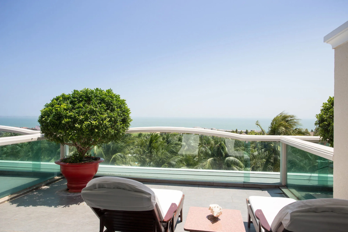 Sea Links Beach Hotel