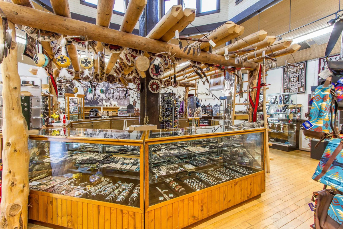 Navajoland Hotel of Tuba City