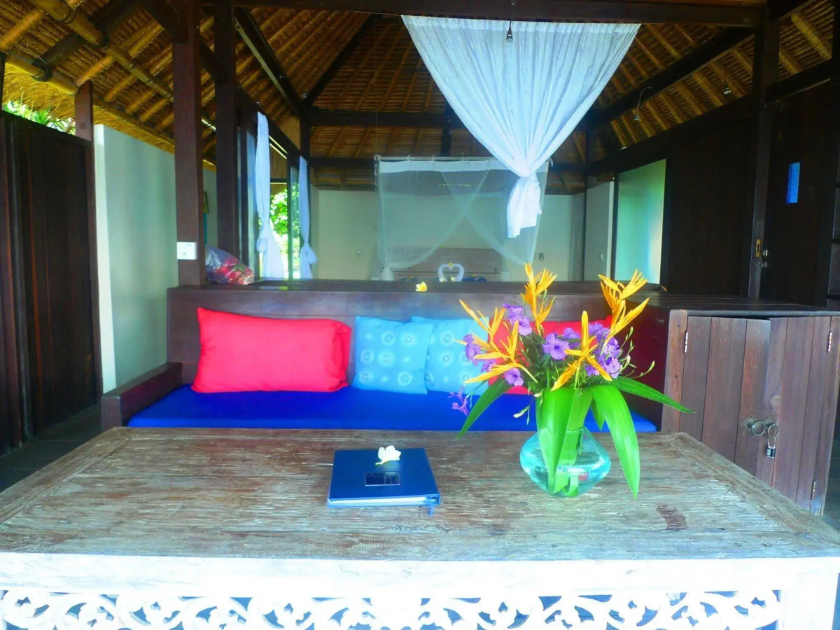 Bloo Lagoon Eco Village