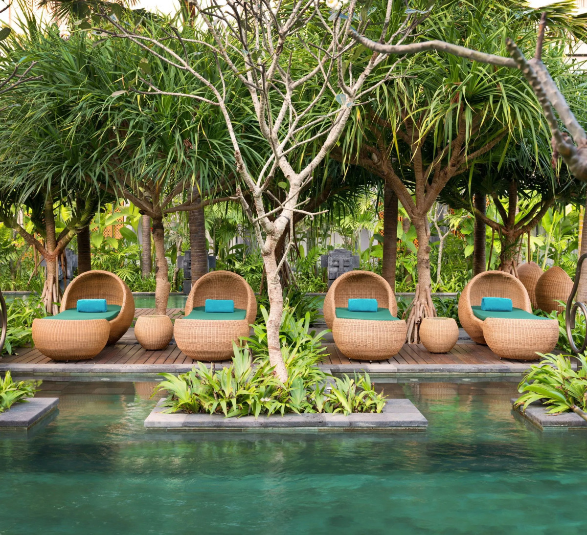 Отель Indigo Bali Seminyak Beach