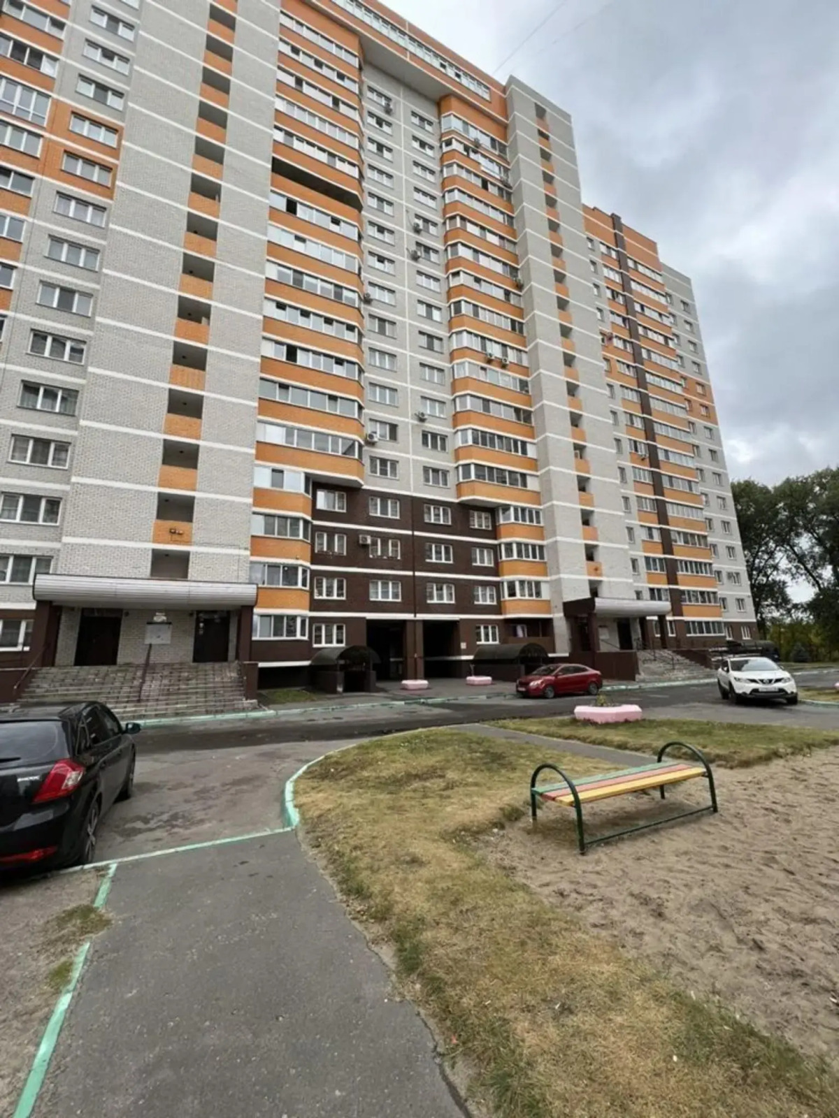 Апартаменты на улице Комарова 61