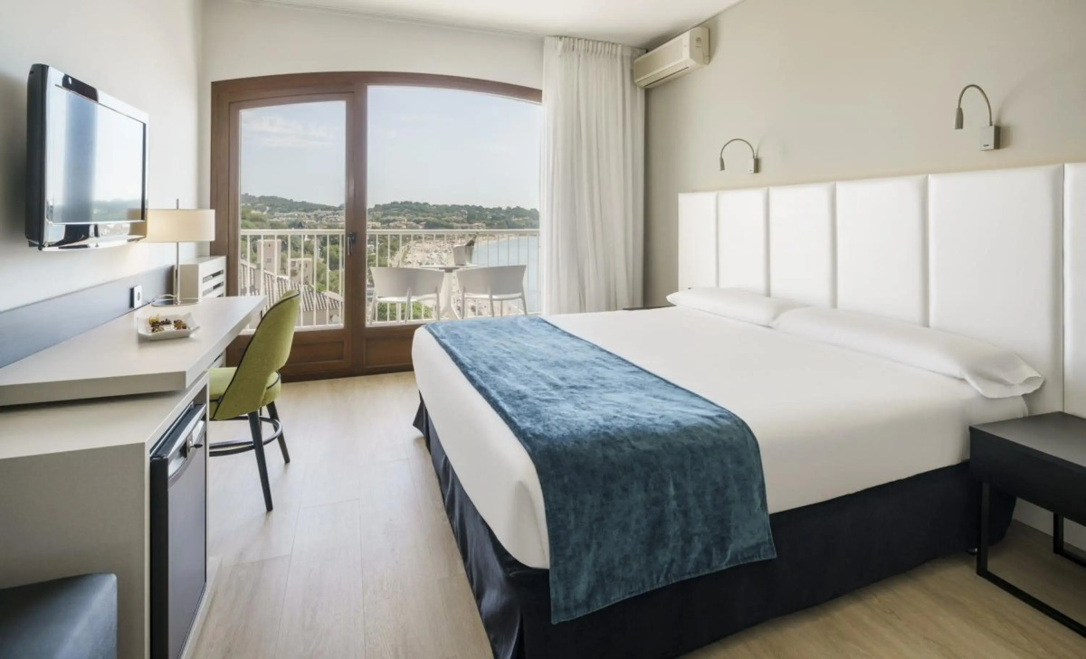 Hotel ILUNION Caleta Park