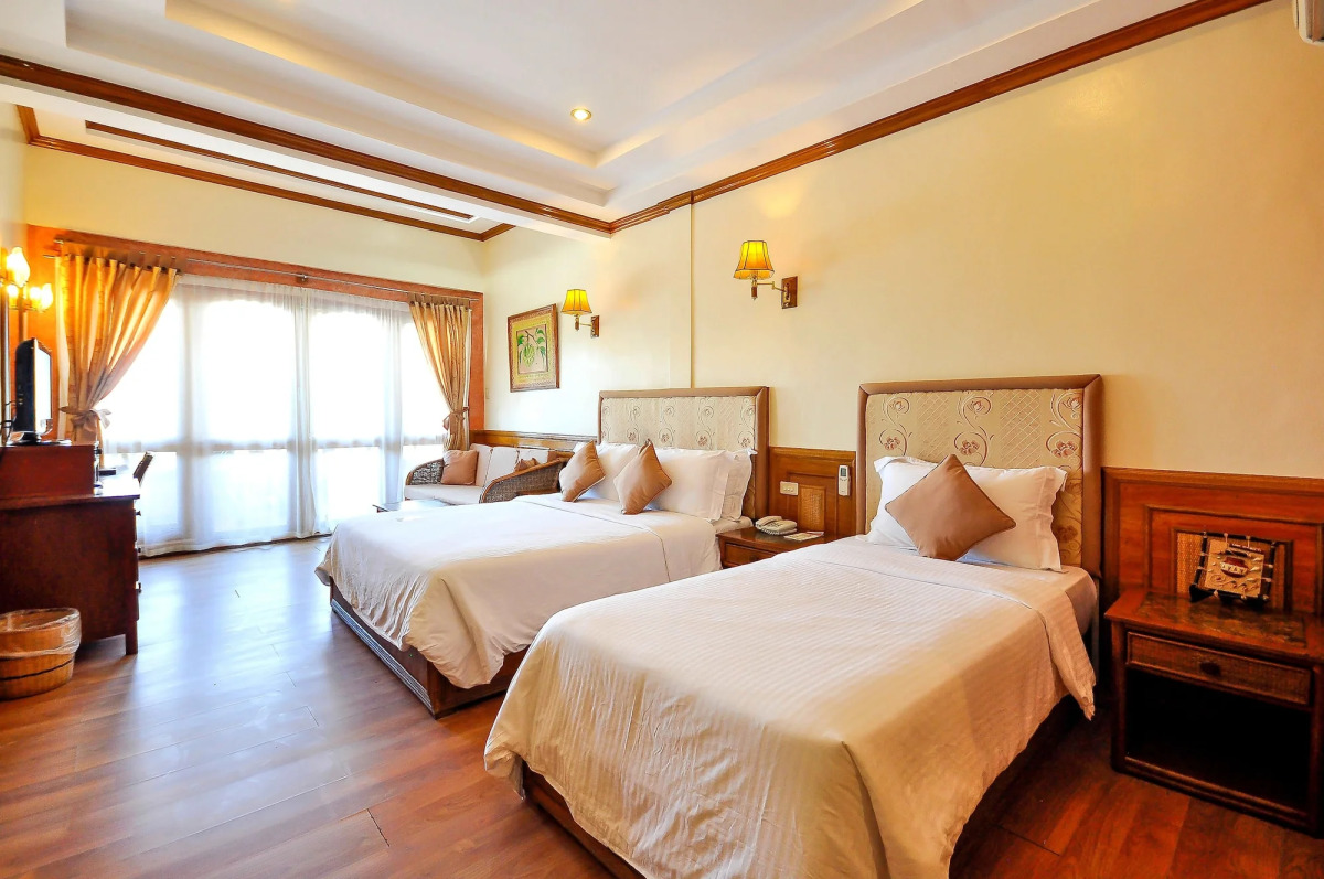 Red Coconut Beach Hotel