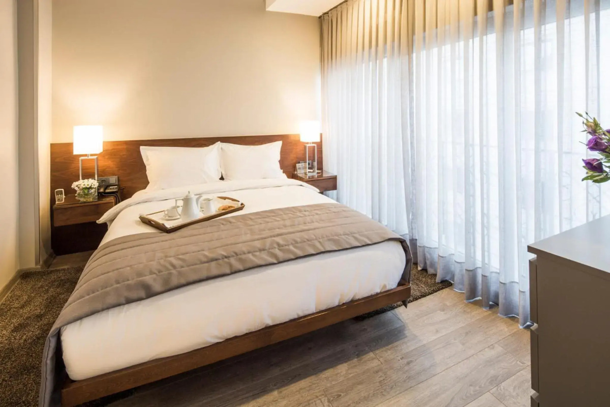 Standing Hotel Suites