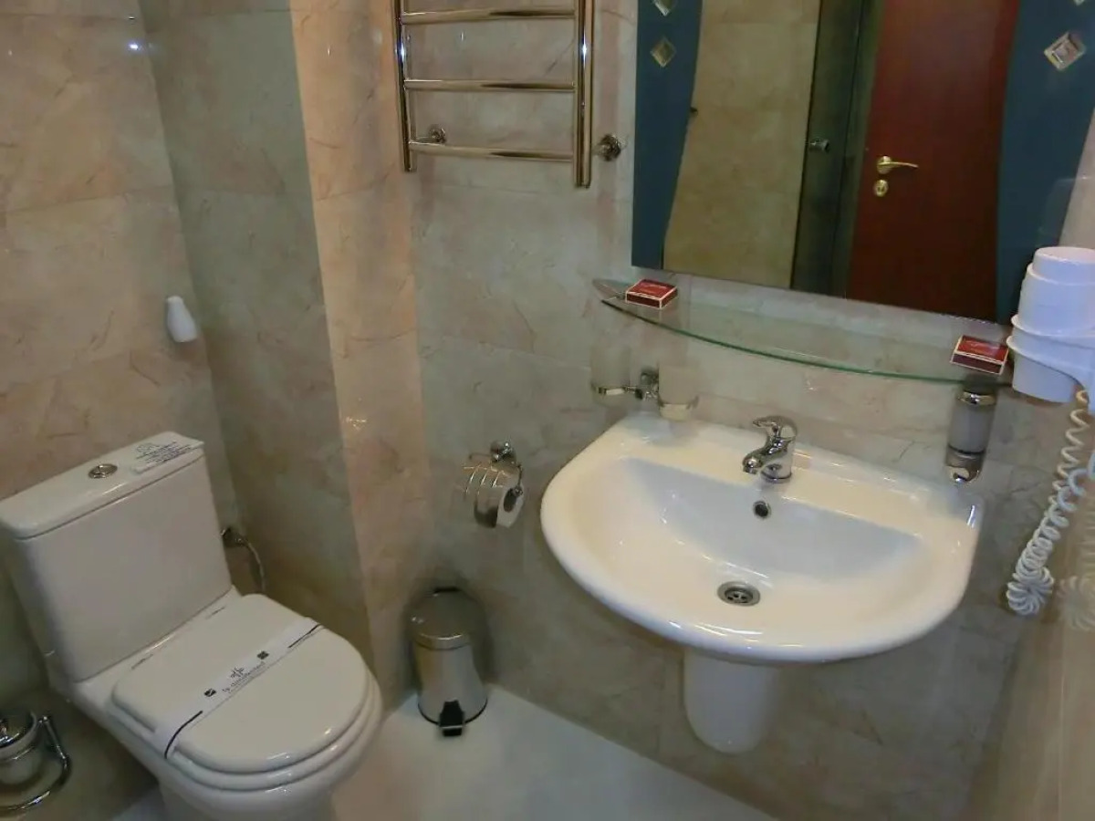 Гостиница «Мир» в Ровно