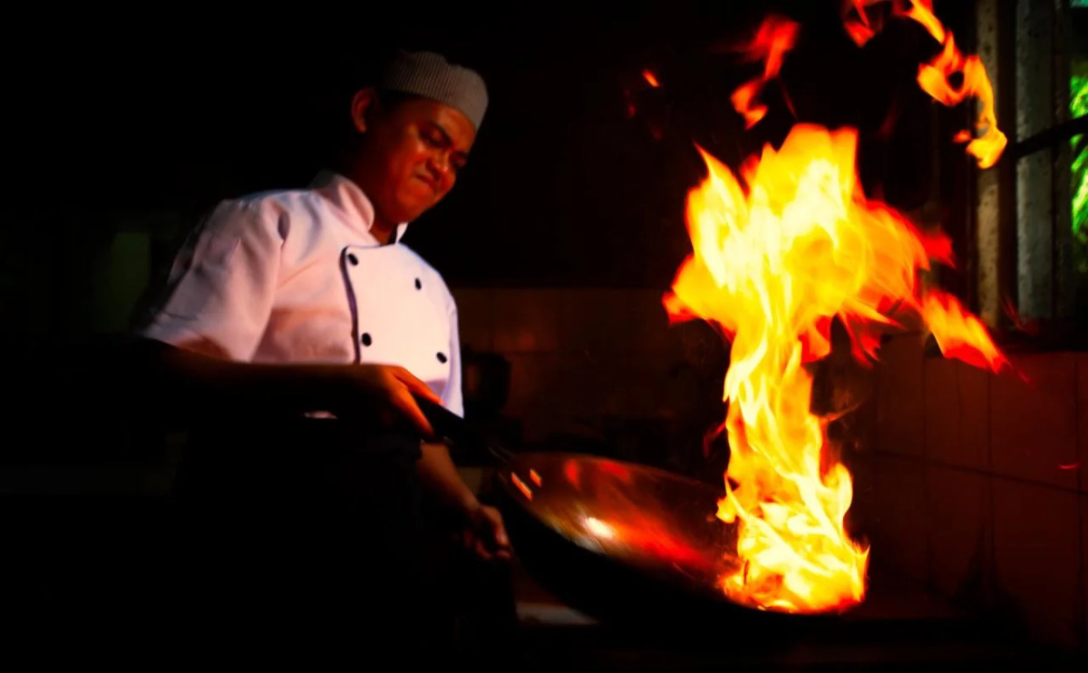 Blue Lagoon Inn & Suites