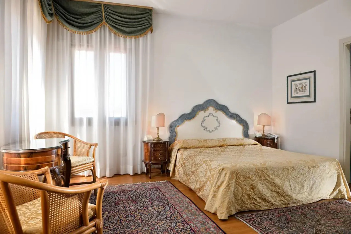 Отель Royal San Marco 