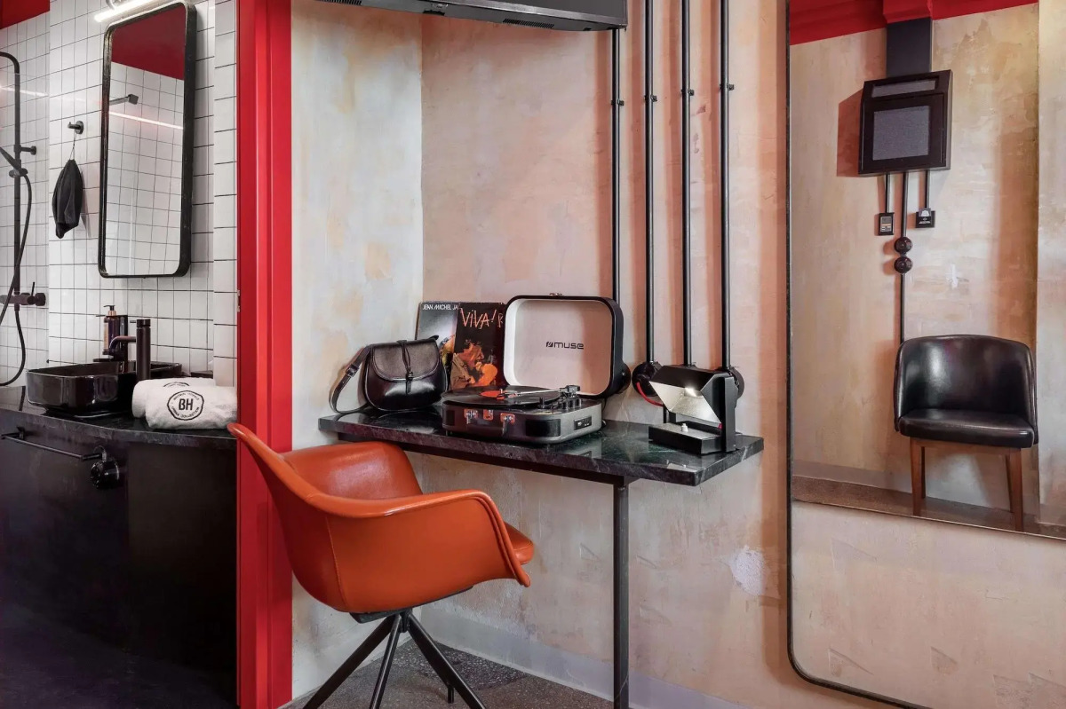 Dave Red Athens Hotel