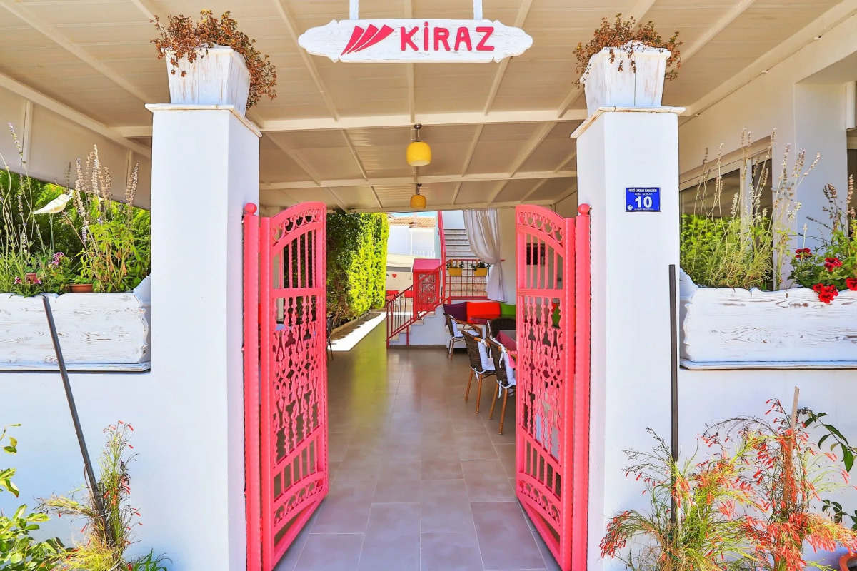 Kiraz Otel