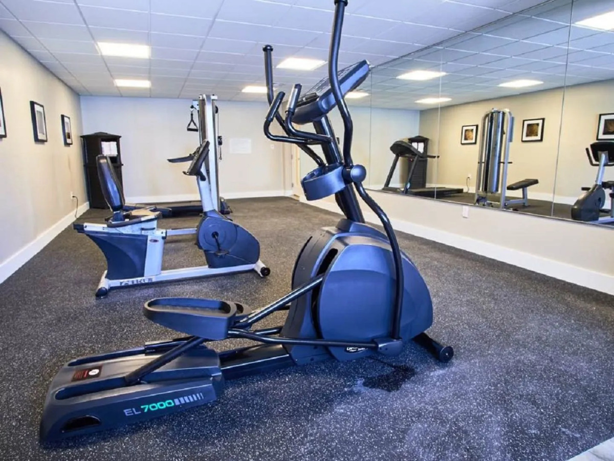 Palm Tree Club Miami Hotel