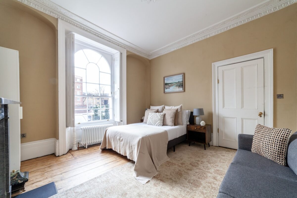 The New Cross Premier Room