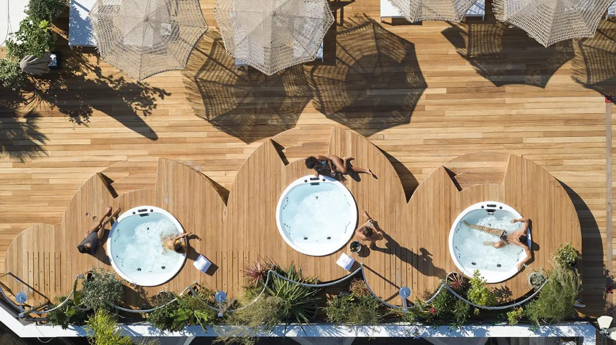 Отель Brown Acropol