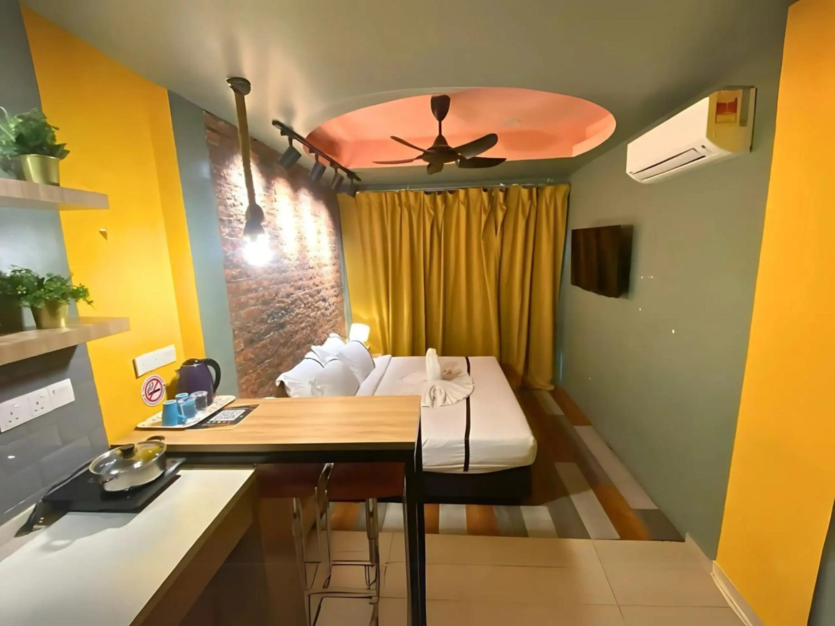 Smile Hotel Danau Kota