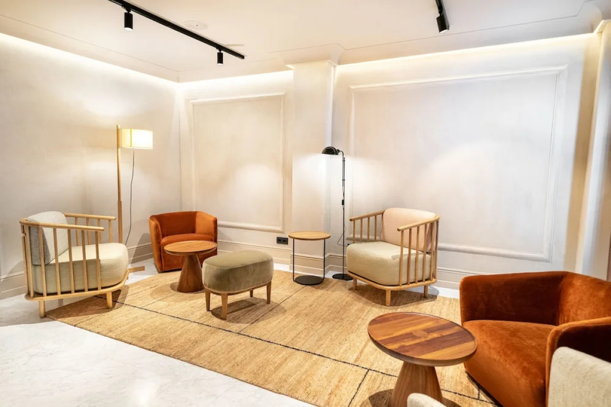 Отель Caledonian