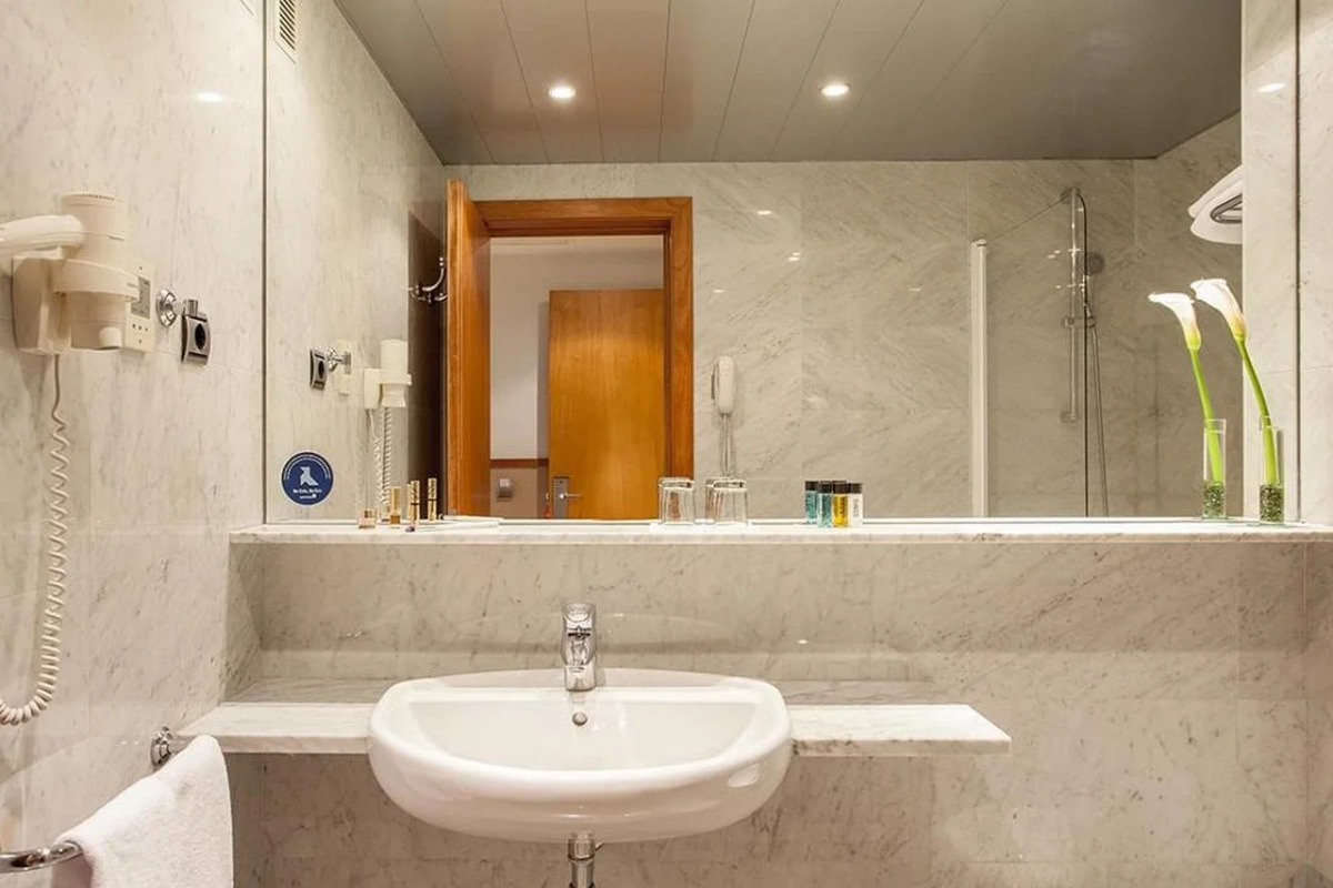 Отель Onix Rambla