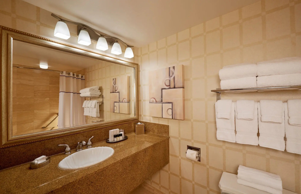 Golden Nugget Las Vegas Hotel & Casino