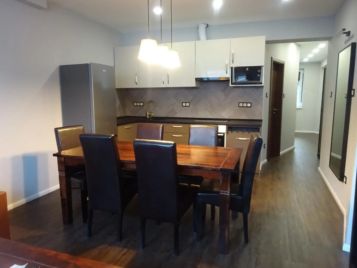 Corvin Point Rooms and Apartments