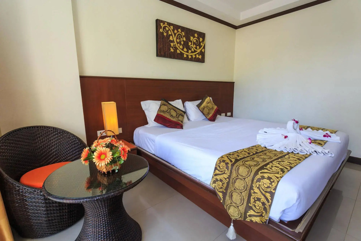 Sharaya Patong Hotel