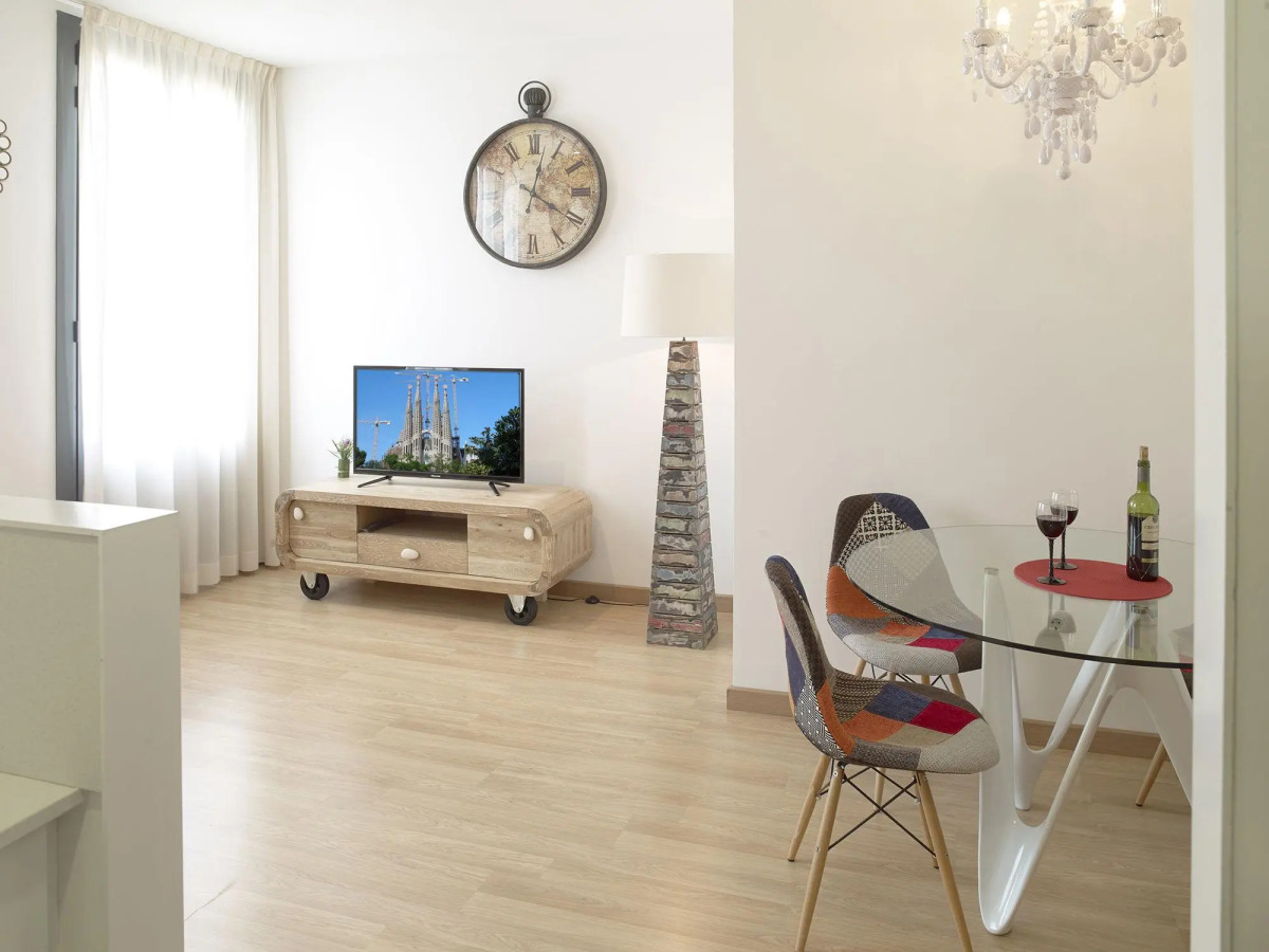 Apartments Hostemplo Suites