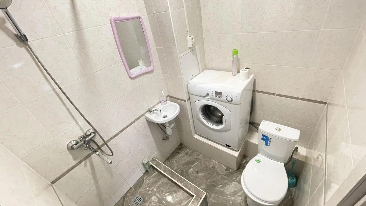 Погостим на улице Вертолетная 48