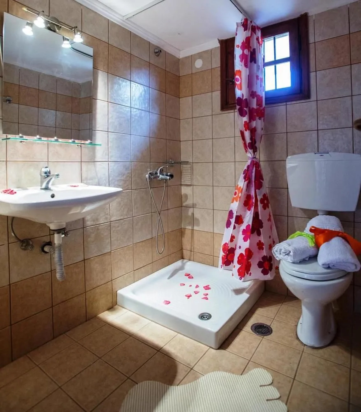 Ceratonia Apartments