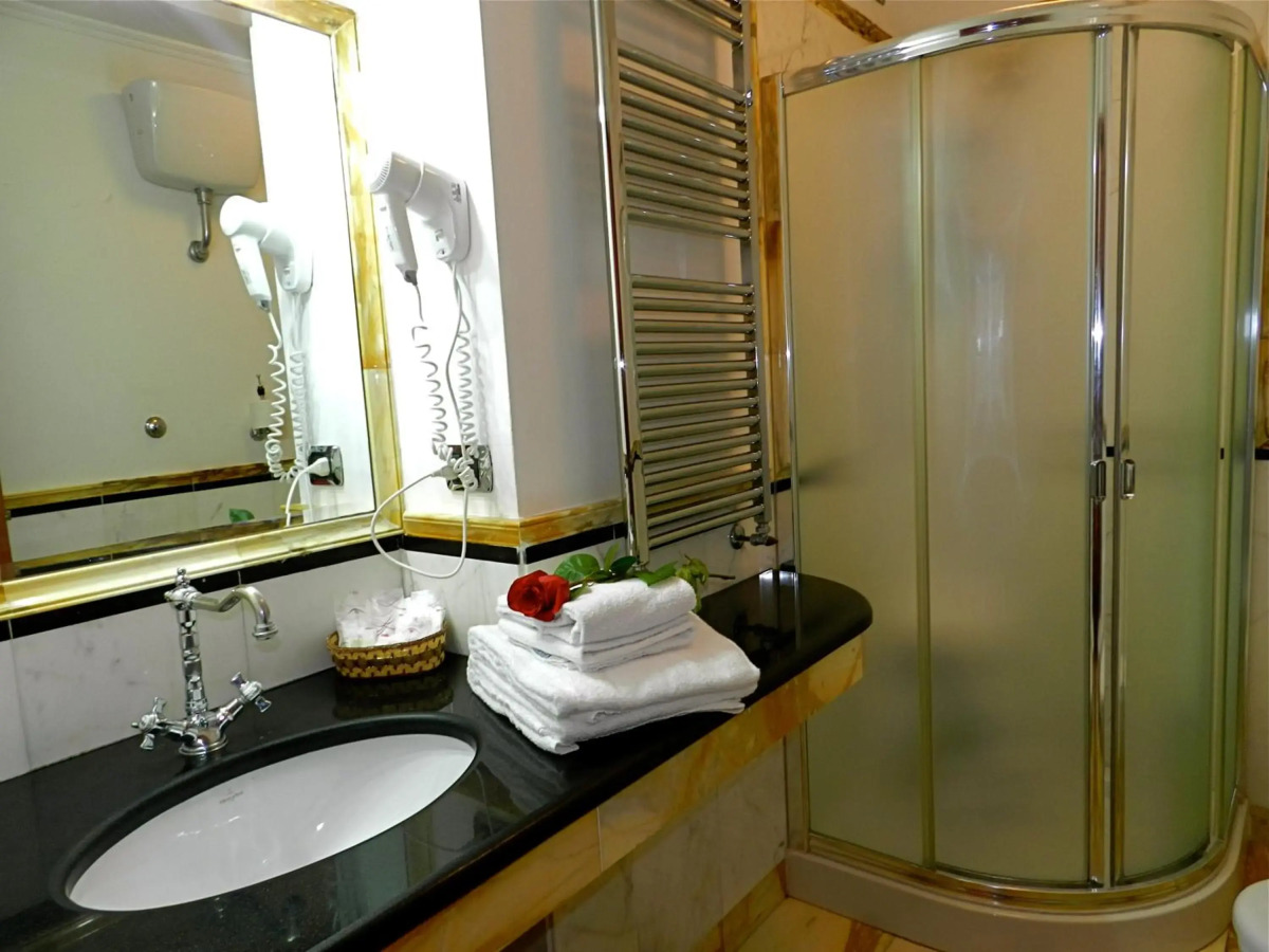 Hotel Antiche Figure