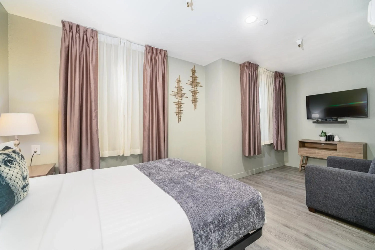 Urban Boutique Hotel