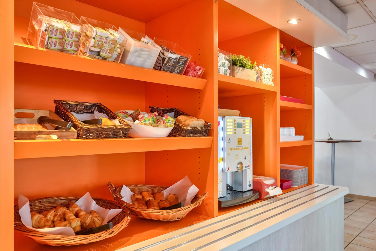 Premiere Classe Paris Ouest - Pont De Suresnes