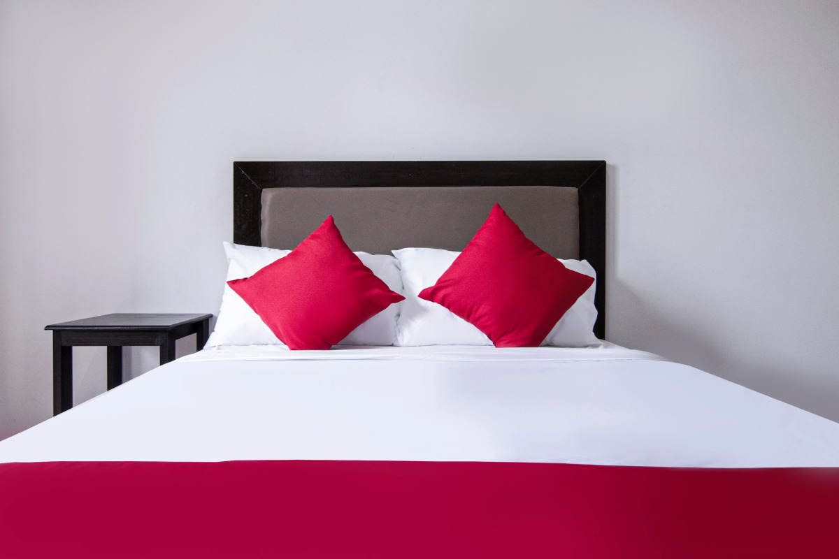 OYO 431 Apollo 11 Apartelle