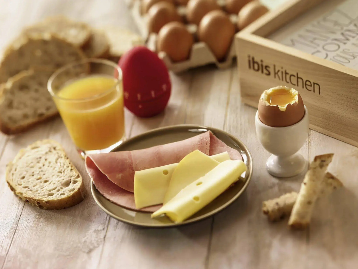 Отель ibis Barcelona Pza Glories 22