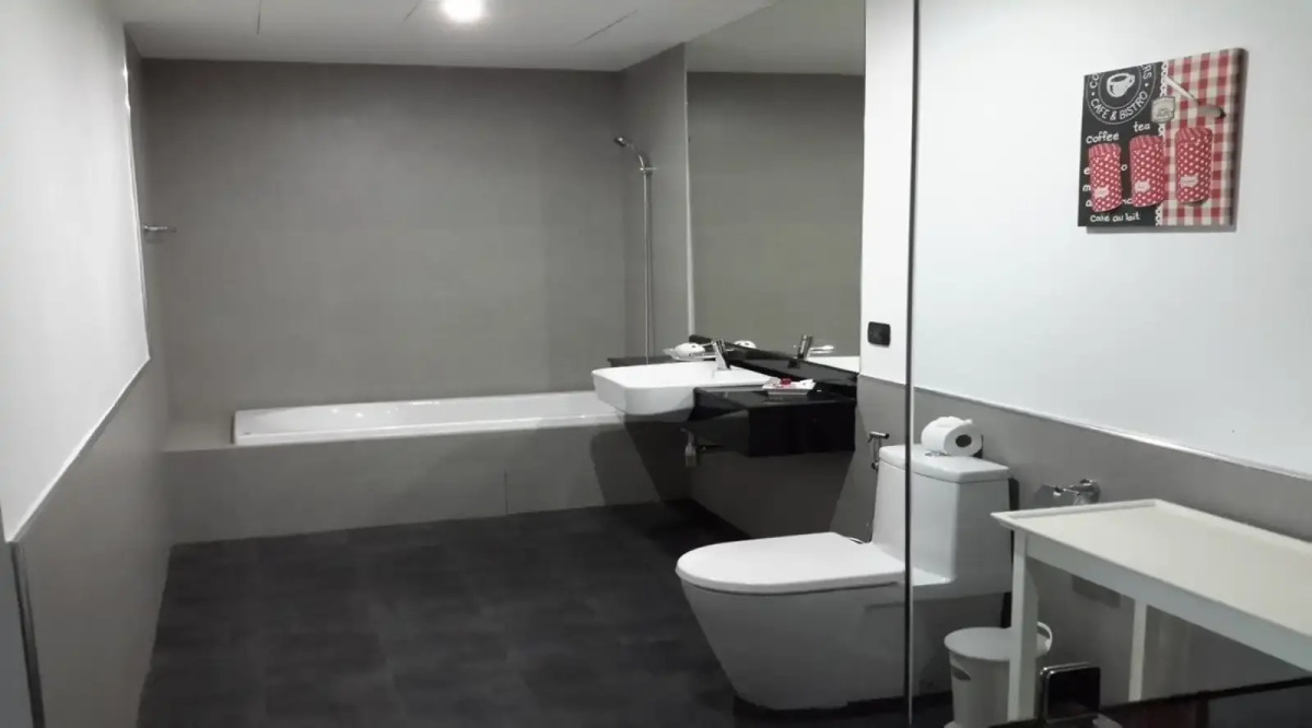 Serenity Lakeside Resort