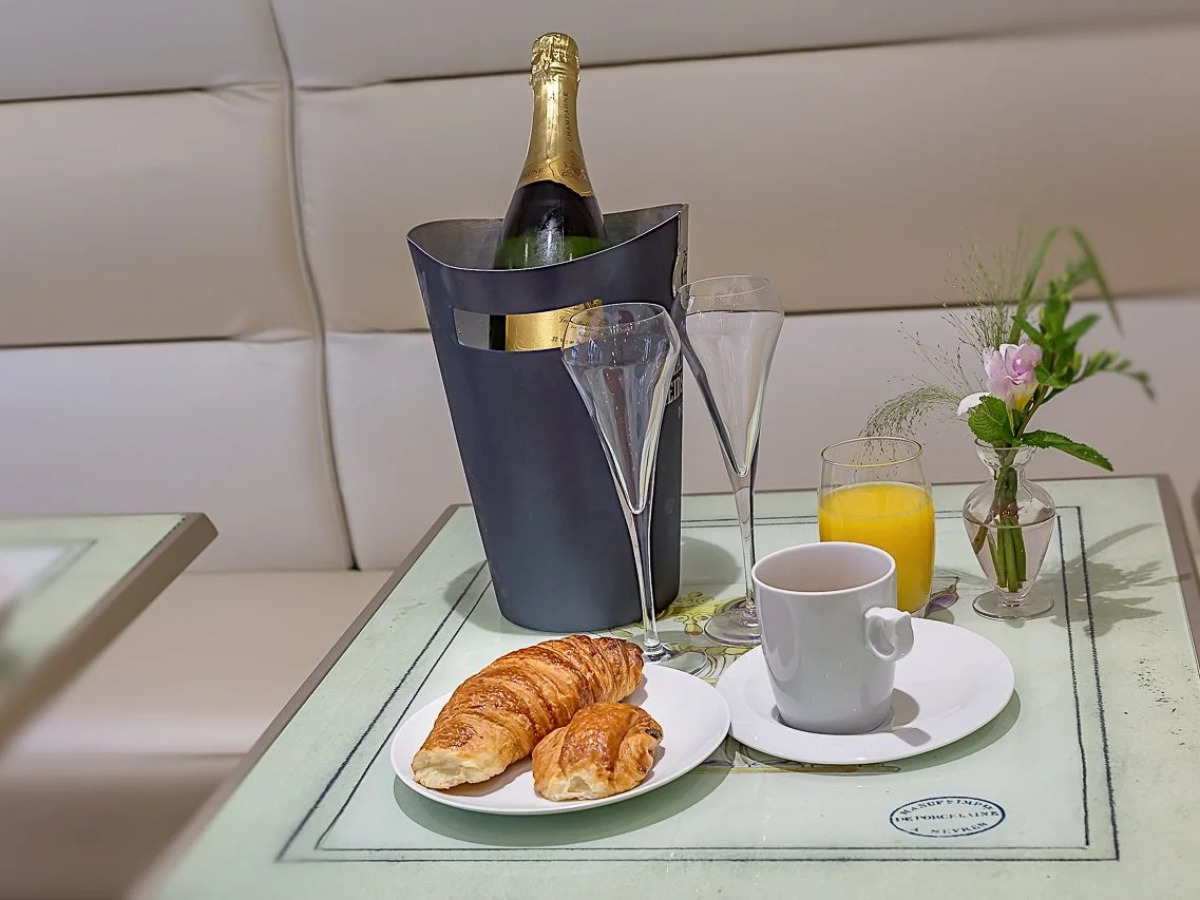 Hotel Les Bulles de Paris