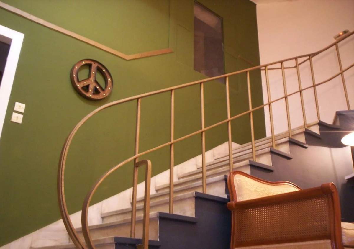 The New Yorkers Hotel